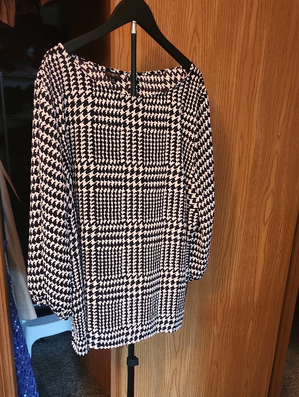 Talbots Black and White Patterned Shift Blouse